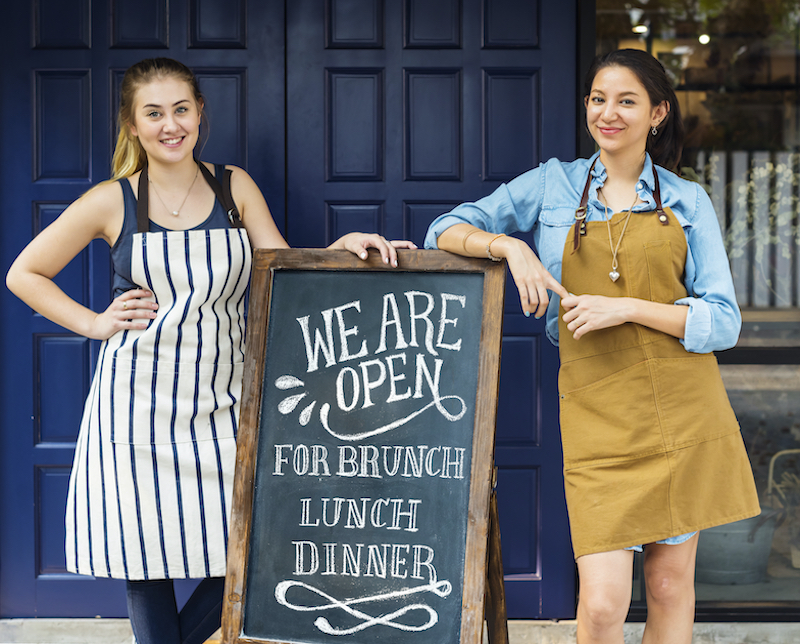 opening a business in downtown elgin